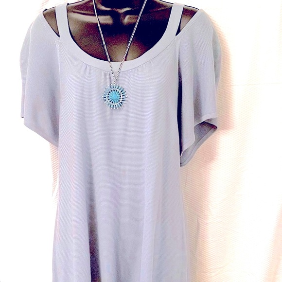 Joseph A | NWT Elevated Stone Blue Flutter Sleeve Cold Shoulder Tunic Sweater - Picture 13 of 13